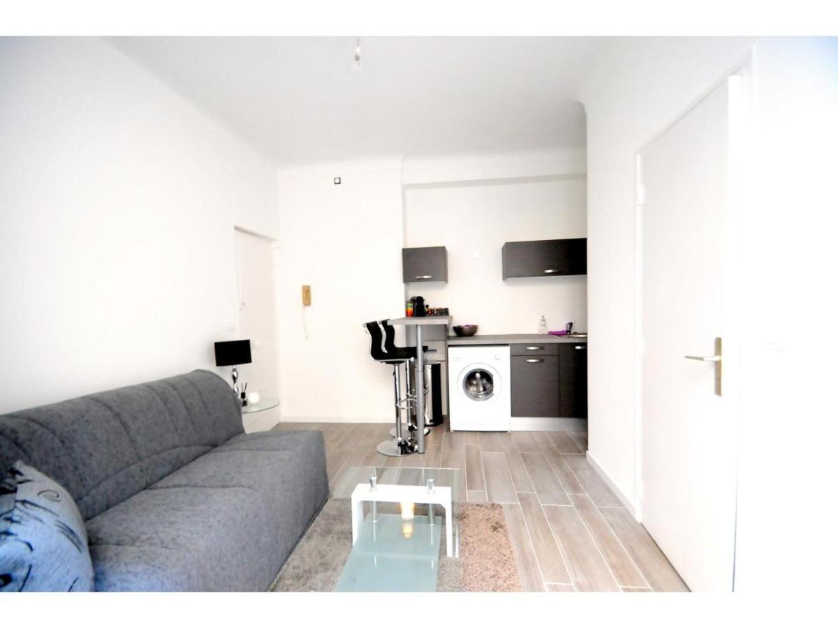 Superbe Studio Meuble Cosy Avec Lit Superconfort Au Calme Jean Medecin Ніцца Екстер'єр фото